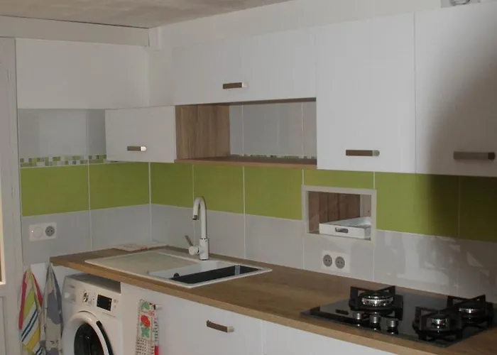 アパート Chouette *